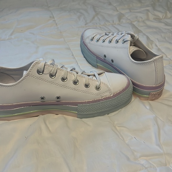 Converse Intergalactic Fade, Platform Low Top Sneakers. - Picture 2 of 4